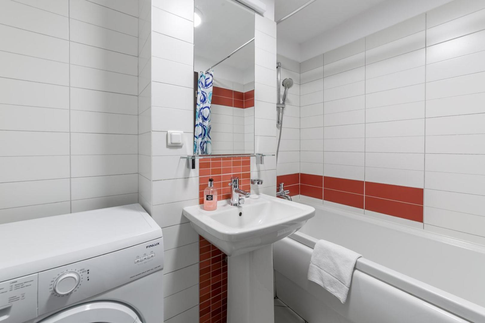 Monaco Grand Apartments By Citybookings Bukares Bagian luar foto
